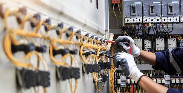 Professional Electrician technician working in Kingston Estates, NJ